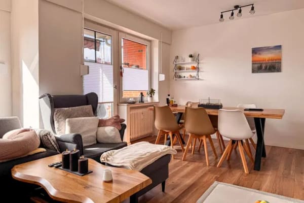 Immobilie in Wurster Nordseeküste - Nordseefeeling: Hochparterre Wohnung mit 4-Zimmer mit  Balkon an der Wurster Nordseeküste - Bild 0