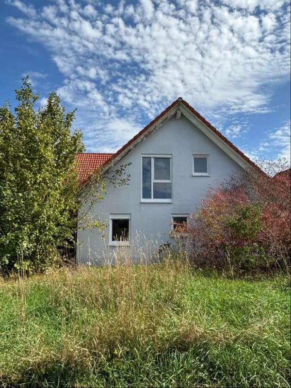 Immobilie in Bühlerzell - Haus mit großem Ausbaupotenzial 
und Grundstück - Bild 1