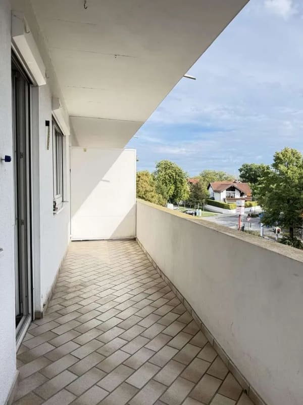 Immobilie in Unterhaching - Leerstehende 2,5-Zimmer-Whg - 1A-Lage in Unterhaching, provisionsfrei & leichter Renovierungsbedarf - Bild 0