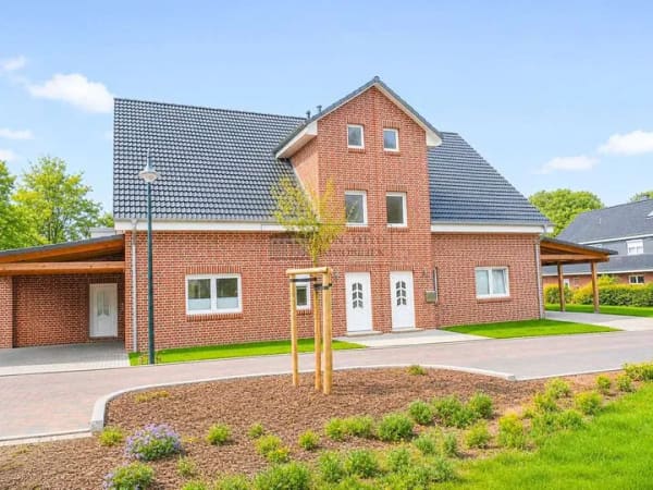 Immobilie in Breitenburg - Modernes 4-Parteienhaus in ruhiger Lage - Bild 0