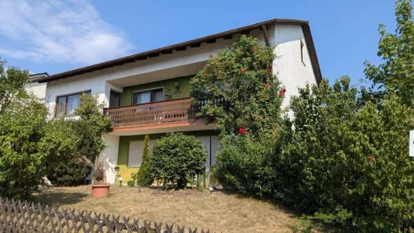 Immobilie in Hebertsfelden - Einfamilienhaus mit Entwicklungspotential - Bild 1