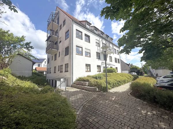 Immobilie in Staig - Dachgeschoss Wohnung in Staig mit Garage zu verkaufen - Bild 0