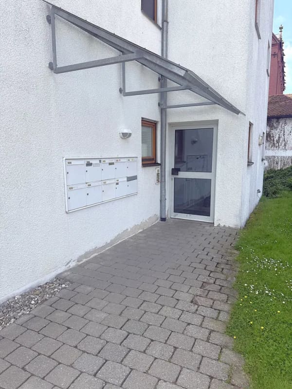 Immobilie in Staig - Dachgeschoss Wohnung in Staig mit Garage zu verkaufen - Bild 1