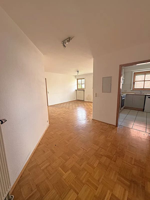 Immobilie in Staig - Dachgeschoss Wohnung in Staig mit Garage zu verkaufen - Bild 2