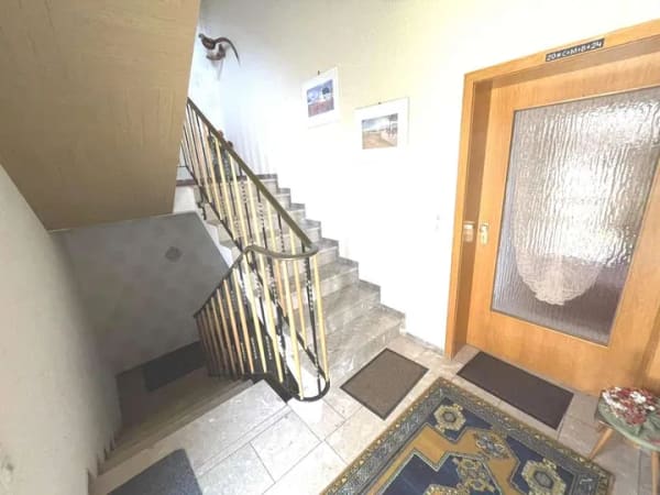Immobilie in Sehnde - Großzügiges Ein- bis Zweifamilienhaus in guter Lage von Sehnde  - Bild 1
