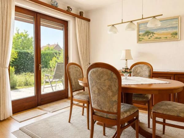 Immobilie in Ratzeburg - Freies Einfamilienhaus in Sackgassenlage mit viel Platz und sonnigem Grundstück - Bild 3