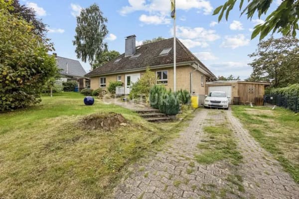 Immobilie in Westerwalsede - Teilrenoviertes Familiendomiziel mit tollem Garten! - Bild 1