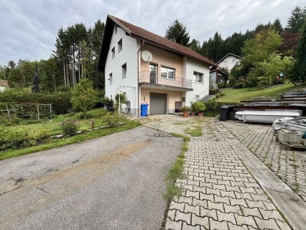 Immobilie in Freyung - Renovierungsbedürftiges Einfamilienhaus bei 94078 Freyung - Bild 4