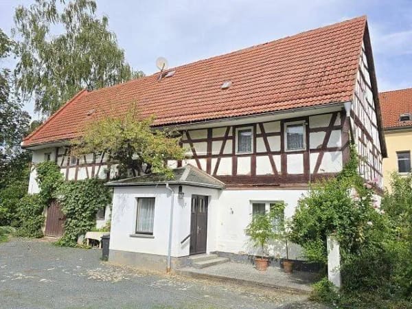 Immobilie in Schmölln - Genügend Platz für die große Familie, Hund und Katz! - Bild 0