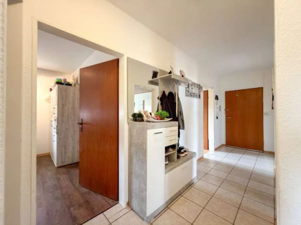 Immobilie in Diepholz - Großzügig wohnen, zentral investieren: Vermietete 4-Zimmer-Wohnung in Diepholz. - Bild 2