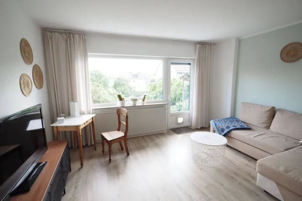 Immobilie in Veitsbronn - Doppelpack: attraktive, gepflegte sowie renovierte 3 -Zimmer-Eigentumswohnungen im 1. Ober- und Dachgeschoss in Veitsbronn  - Bild 4