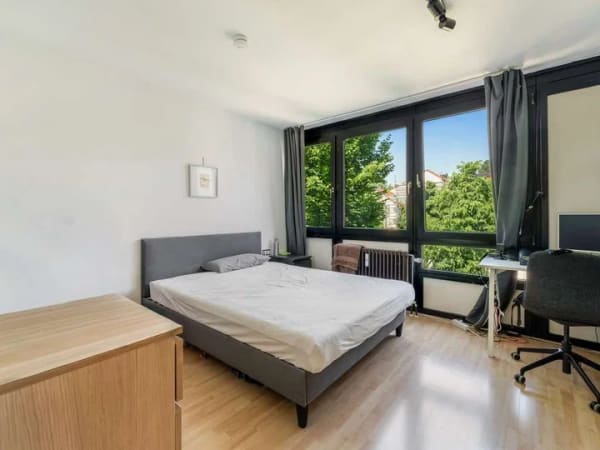 Immobilie in Neubiberg - Großzügiges Raumkonzept: 3 Schlafzimmer, großer Wohn-/Essbereich & sonniger Südwestbalkon - Bild 3