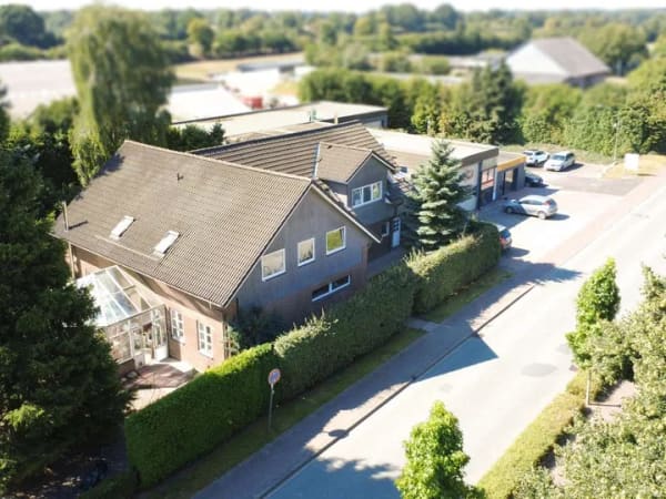 Immobilie in Kükels - Vielseitiges Anwesen mit Rendite- und Entwicklungspotenzial – Mehrfamilienhaus mit Gewerbehallen ... - Bild 0