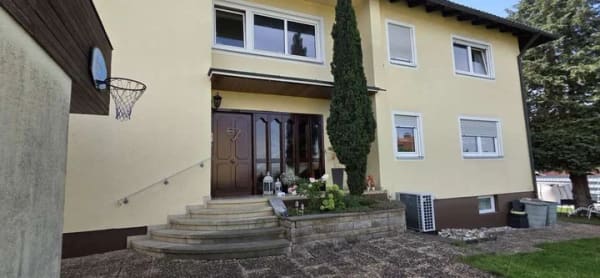 Immobilie in Neustadt an der Aisch - Renoviertes, großes Zweifamilienhaus in bevorzugter ruhiger Lage in Neustadt/Aisch - Bild 0