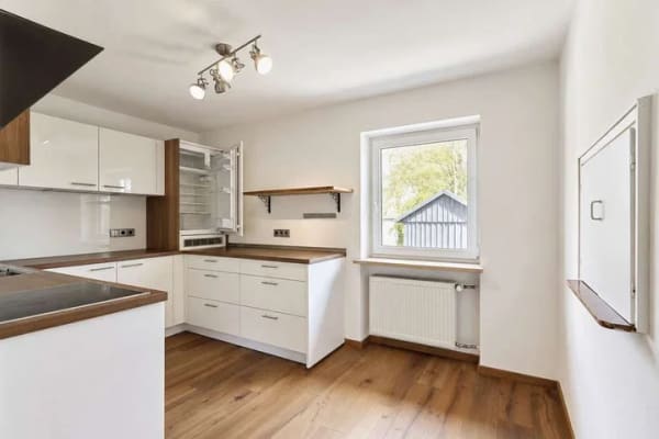 Immobilie in Unterdießen - Familienidyll mit großem Garten – modernisiertes Einfamilienhaus mit viel Potenzial - Bild 3