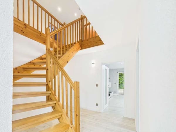 Immobilie in Leiferde - Barrierefreies Erdgeschoss und 172m²: sechs Zimmer, Kamin und Garten auf 543 m² in Leiferde b. GF - Bild 1