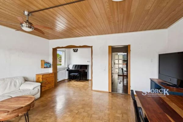 Immobilie in Rodalben - Ruhige Lage, moderne Technik: Einfamilienhaus mit Fernblick auf dem Rodalber Lohn - Bild 1