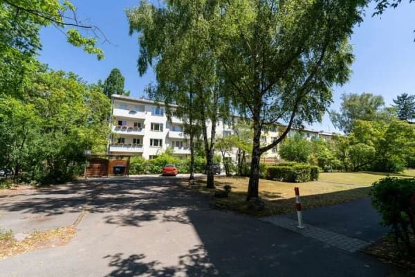 Immobilie in Berlin - Ruhig & sonnig: Vermietete 1-Zimmer-Wohnung mit Keller - Bild 2
