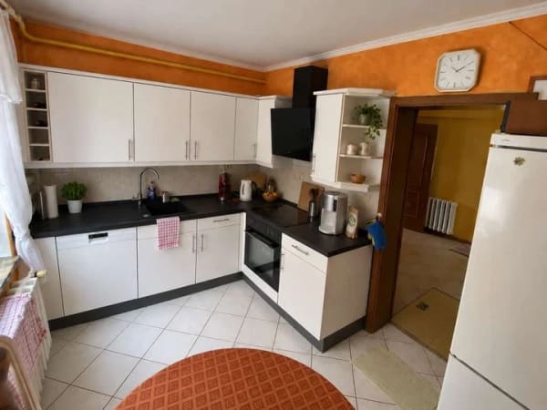 Immobilie in Hergisdorf - Großzügiges Einfamilienhaus mit Garage und vielseitiger Raumaufteilung - Bild 4