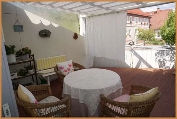 Immobilie in Zell am Harmersbach - Ein Zuhause mit Raum zum Leben – großzügige 3-Zimmer-Wohnung mit Garten, Balkon & besonderen Extras! - Bild 0