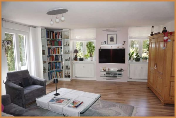 Immobilie in Zell am Harmersbach - Ein Zuhause mit Raum zum Leben – großzügige 3-Zimmer-Wohnung mit Garten, Balkon & besonderen Extras! - Bild 3