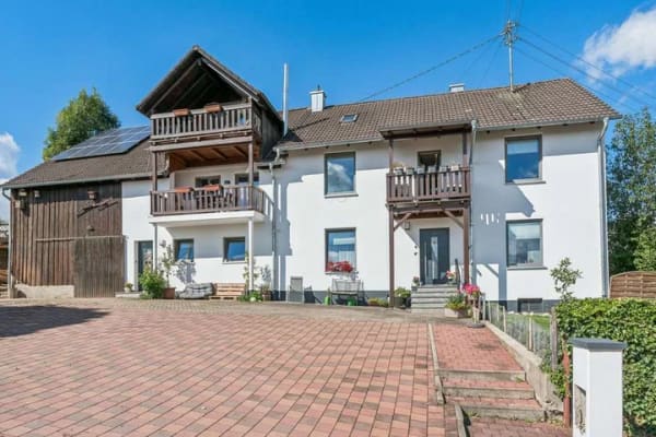 Immobilie in Welden - Modernisiertes Anwesen mit Charakter, viel Platz & außergewöhnlichem Nutzungspotenzial - Bild 3