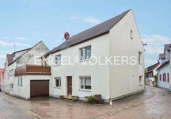 Immobilie in Wemding - Charmantes Einfamilienhaus mit Potenzial in zentraler Lage von Wemding - Bild 0