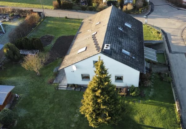 Immobilie in Altenbamberg - Einfamilienhaus mit großer Halle auf schönem, großen Grundstück in Feldrandlage - Bild 0