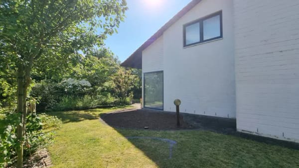Immobilie in Verl - Architektur mit Herz– Großzügiges Einfamilienhaus in begehrter Wohnlage von Verl! - Bild 2