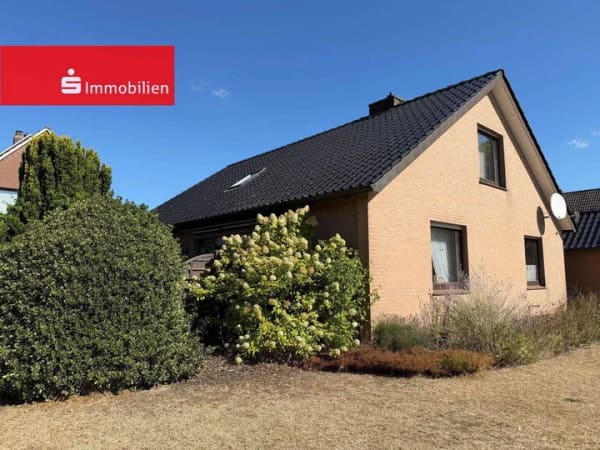 Immobilie in Sulingen - +++Familienfreundliches Zuhause mit viel Platz, Garage und großem Garten in Sulingen+++ - Bild 0