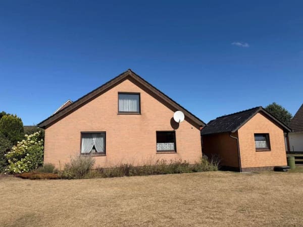 Immobilie in Sulingen - +++Familienfreundliches Zuhause mit viel Platz, Garage und großem Garten in Sulingen+++ - Bild 2