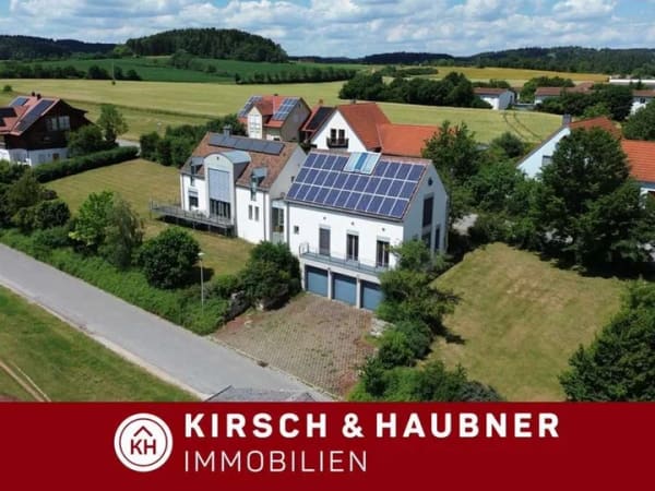 Immobilie in Lauterhofen - Wohnen. Leben. Arbeiten.
Architektenhaus für Freiberufler & Dienstleister!   
   Lauterhofen - ... - Bild 0