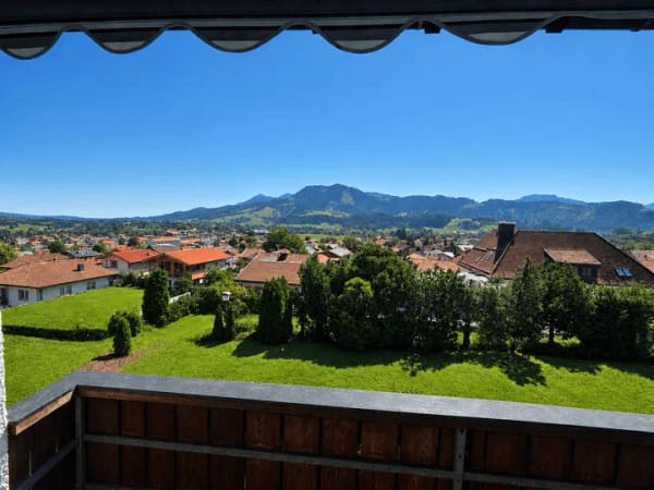 Immobilie in Wertach - Wohnen mit Alpenpanorama - großzügige 3-Zimmer-Wohnung mit zwei Balkonen - Bild 1