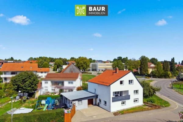 Immobilie in Mietingen - 360° | Modernisiertes Zweifamilienhaus mit Garten, Garage und Ausbaureserve - Bild 0