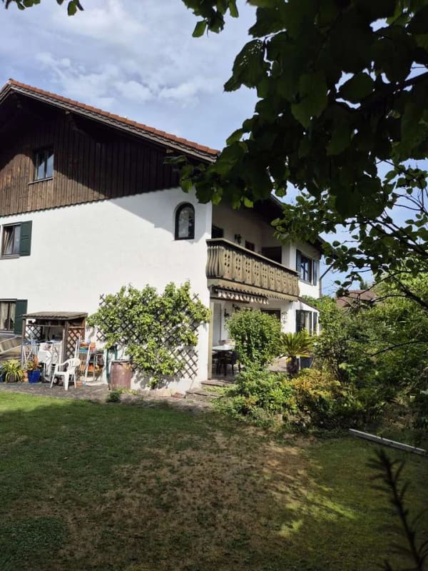 Immobilie in Utting am Ammersee - der riesen Garten und zwei grosse 4 Zimmer Wohnungen in Utting - Bild 0