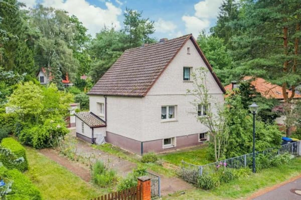 Immobilie in Glienicke/Nordbahn - Vor den Toren Berlins – viel Raum für die Familie, viel Ruhe zum Ankommen - Bild 0