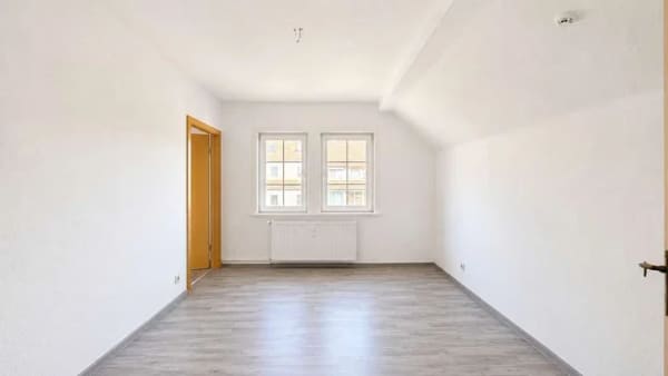 Immobilie in Bad Sachsa - Bad Sachsa: 9,25 % Rendite: 6-Parteienhaus mit 2 Garagen und 2 Carportstellplätzen - Bild 4