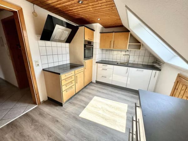 Immobilie in Heimenkirch - Mehrfamilienhaus mit drei Wohneinheiten und Entwicklungspotenzial in Heimenkirch - Bild 2