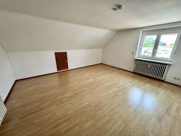 Immobilie in Heimenkirch - Mehrfamilienhaus mit drei Wohneinheiten und Entwicklungspotenzial in Heimenkirch - Bild 4