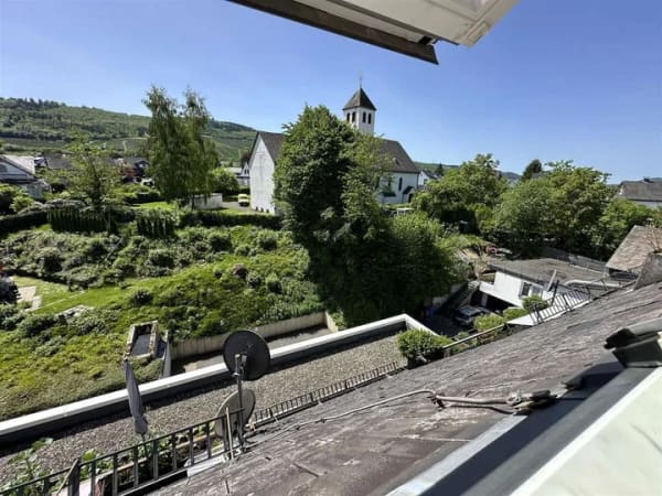 Immobilie in Bestwig - / Wohnen mit Ausblick: Ihre gemütliche Dachgeschosswohnung in Bestwig! - Bild 0