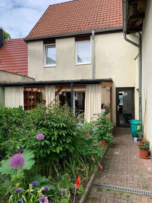 Immobilie in Pritzwalk - Pritzwalk - Zweifamilienhaus im Stadtzentrum mit Garten - Bild 2