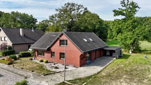 Immobilie in Quendorf - Lage, Lage, Lage - Großzügiges Einfamilienhaus mit Blick zum Bentheimer Wald - Bild 3