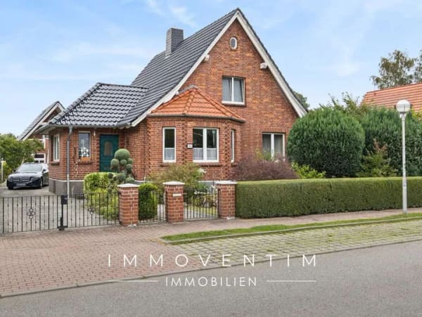 Immobilie in Dierhagen - Einfamilienhaus in Dierhagen – strandnah wohnen in der Region Fischland-Darß-Zingst - Bild 0