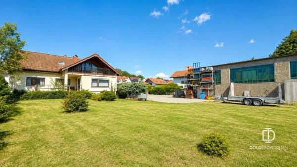 Immobilie in Hüttlingen - Wohnen & Arbeiten vereint – Wohnhaus mit Gewerbehalle in Hüttlingen - Bild 0