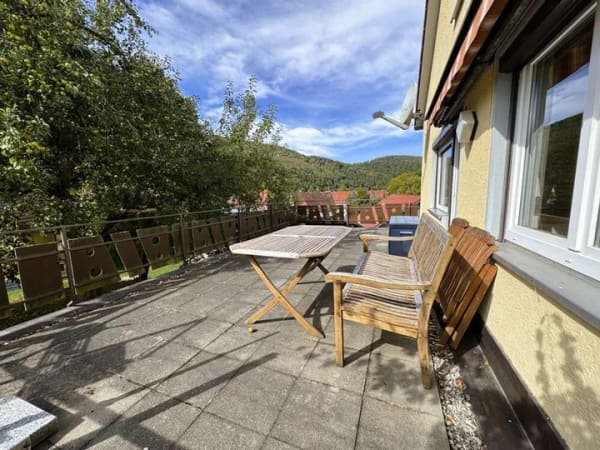 Immobilie in Münsingen - Gepflegtes Einfamilienhaus mit sonniger Terrasse in ruhiger Wohngegend - Bild 3