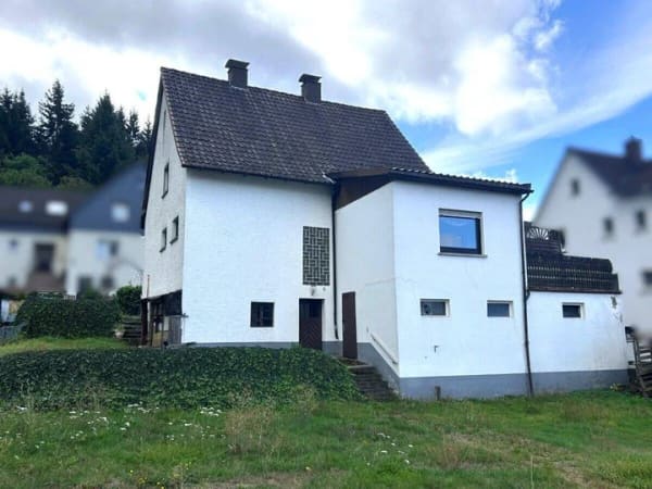 Immobilie in Breidenbach - Breidenbach: Siedlungshaus mit großem Garten - Bild 2