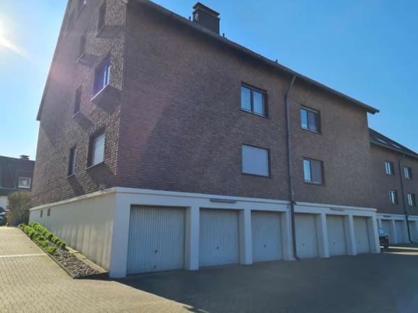 Immobilie in Moers - Erdgeschosswohnung mit Loggia, Garage und viel Potenzial in Moers- Asberg - Bild 2