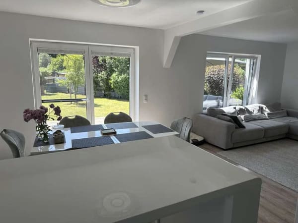 Immobilie in Bönebüttel - Modernes Zweiparteienhaus mit Carport und Garten in ansprechender Lage - Bild 3
