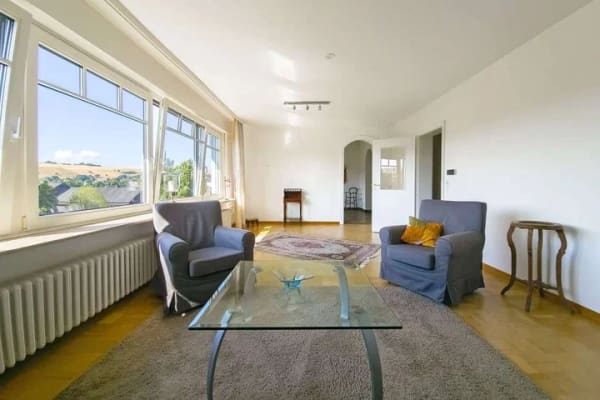 Immobilie in Gusterath - Gusterath: Freistehendes Einfamilienhaus mit Einliegerwohnung, zwei Garagen und Blick ins Grüne - Bild 4