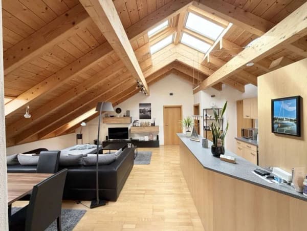 Immobilie in Schechen - Gut geschnittene Balkonwohnung mit Garten, Carport und Stellplatz. Eigentümerbewohnt. Bestzustand. - Bild 4